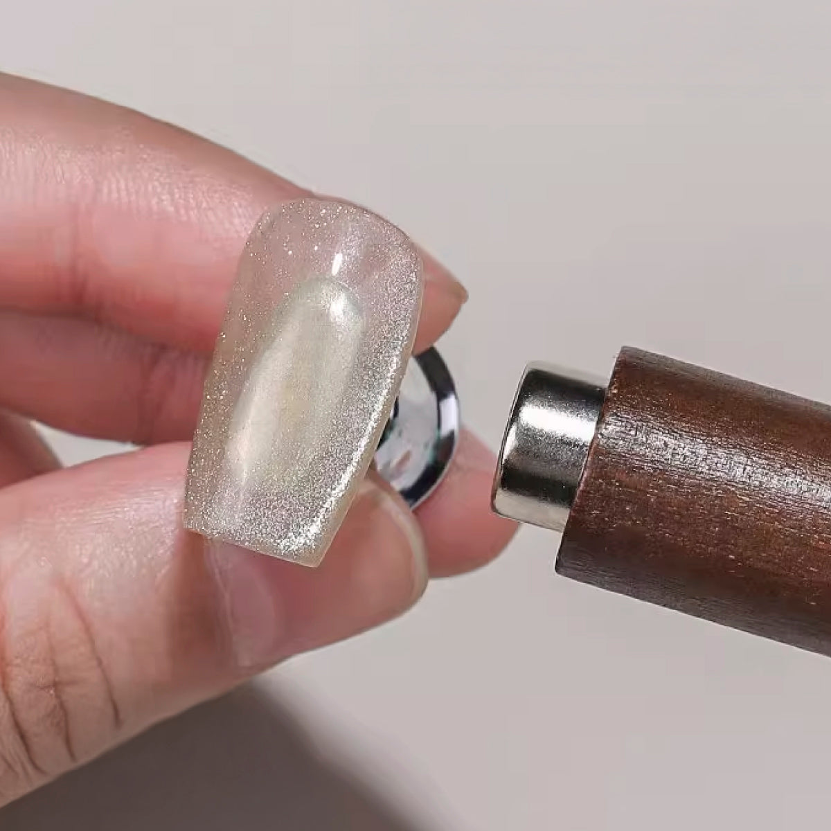 2-in-1 Cigar Cateye Magnet Wand