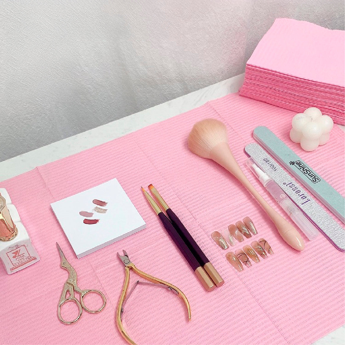Disposable Manicure Table Mat / 125pcs