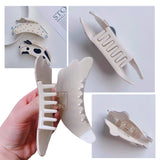 Doggos Hair Claws