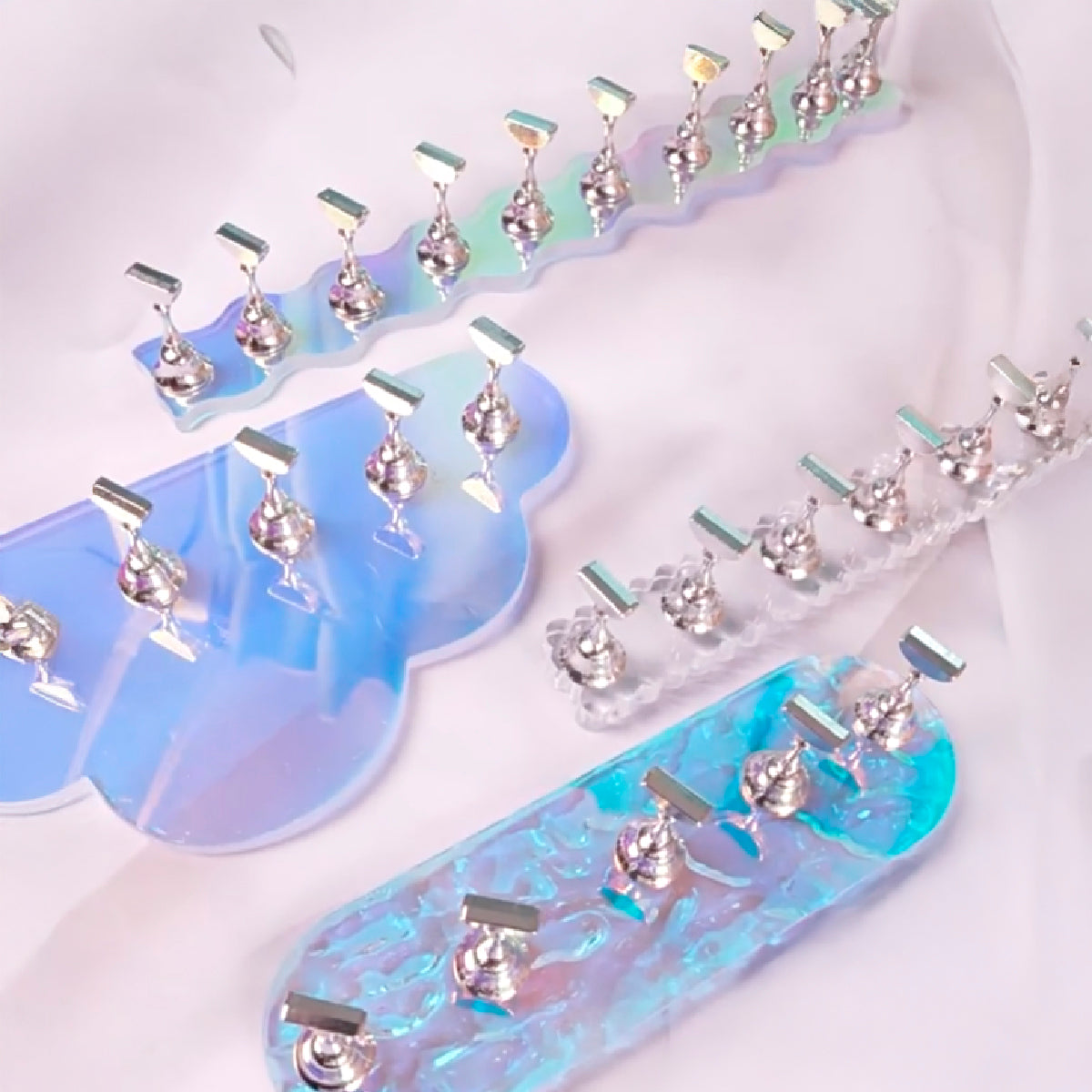 Iridiscent Icy Acrylic Press On Nails Display Stand