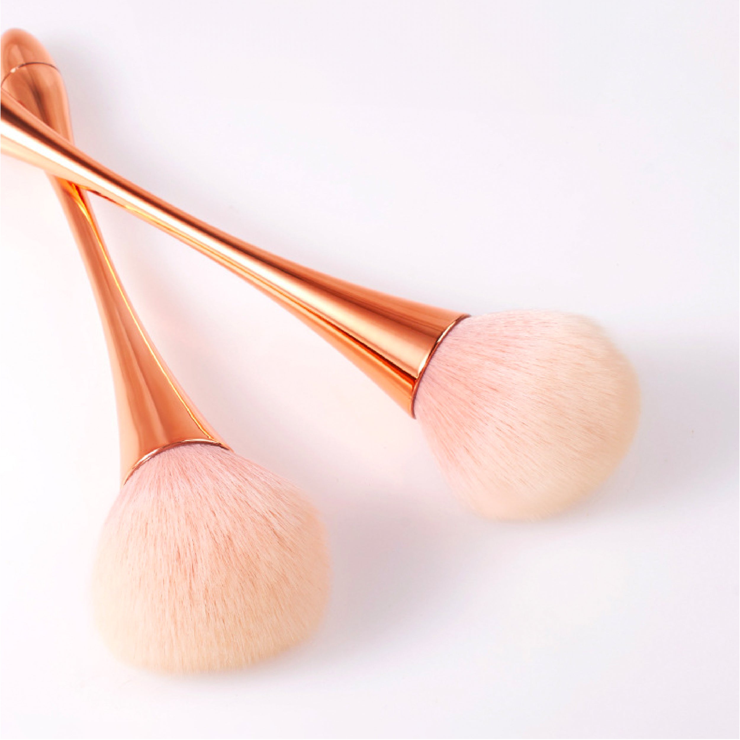 Kabuki Nail Duster Brush