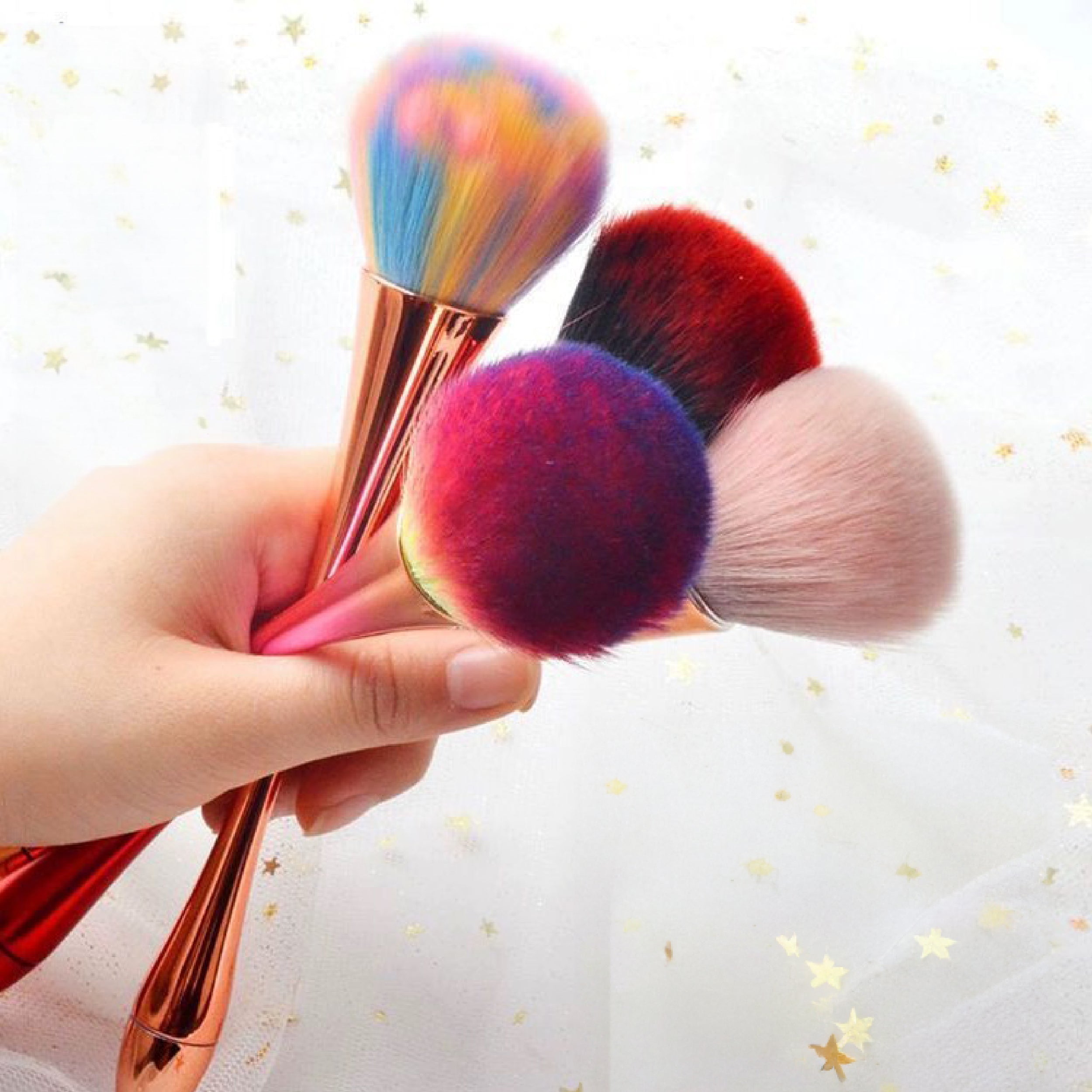 Kabuki Nail Duster Brush