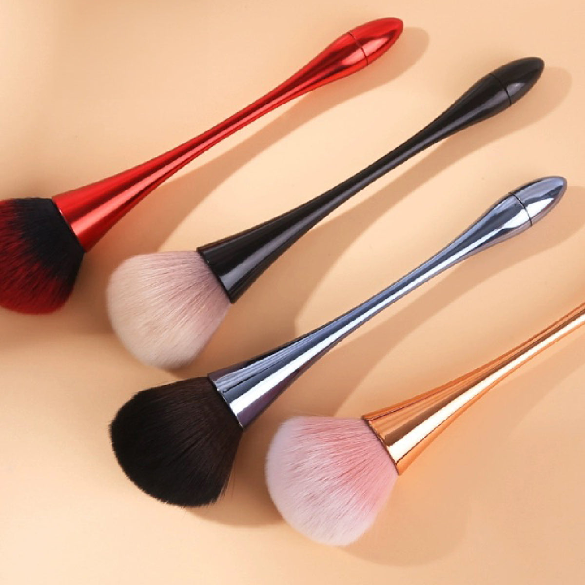 Kabuki Nail Duster Brush