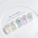 AQ Lunaris Collection