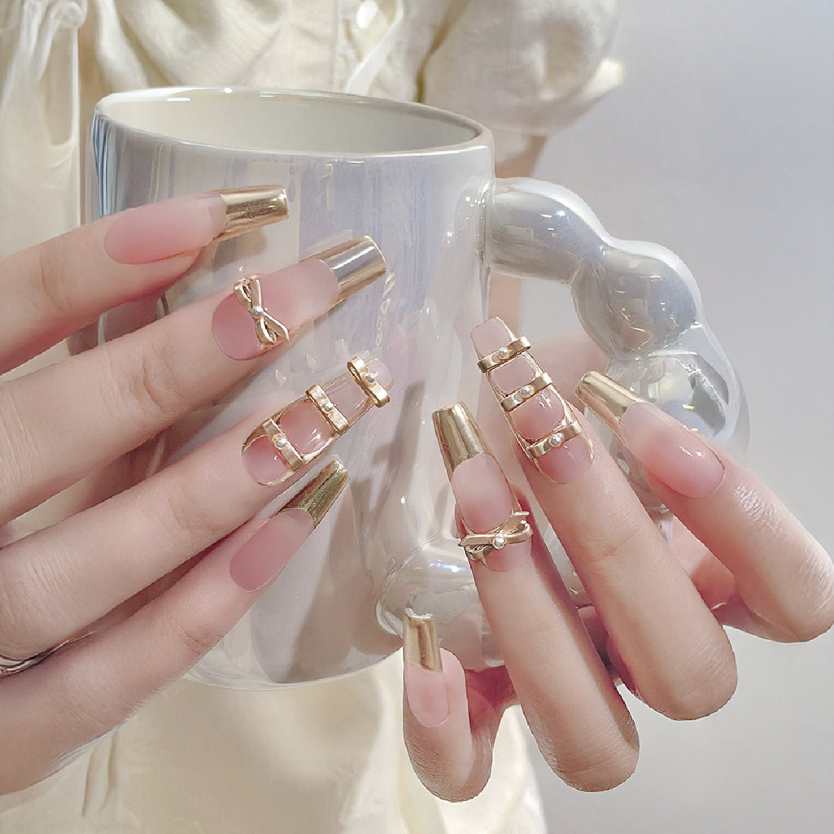 Ballet Bow Tie Charms / Pack of 5