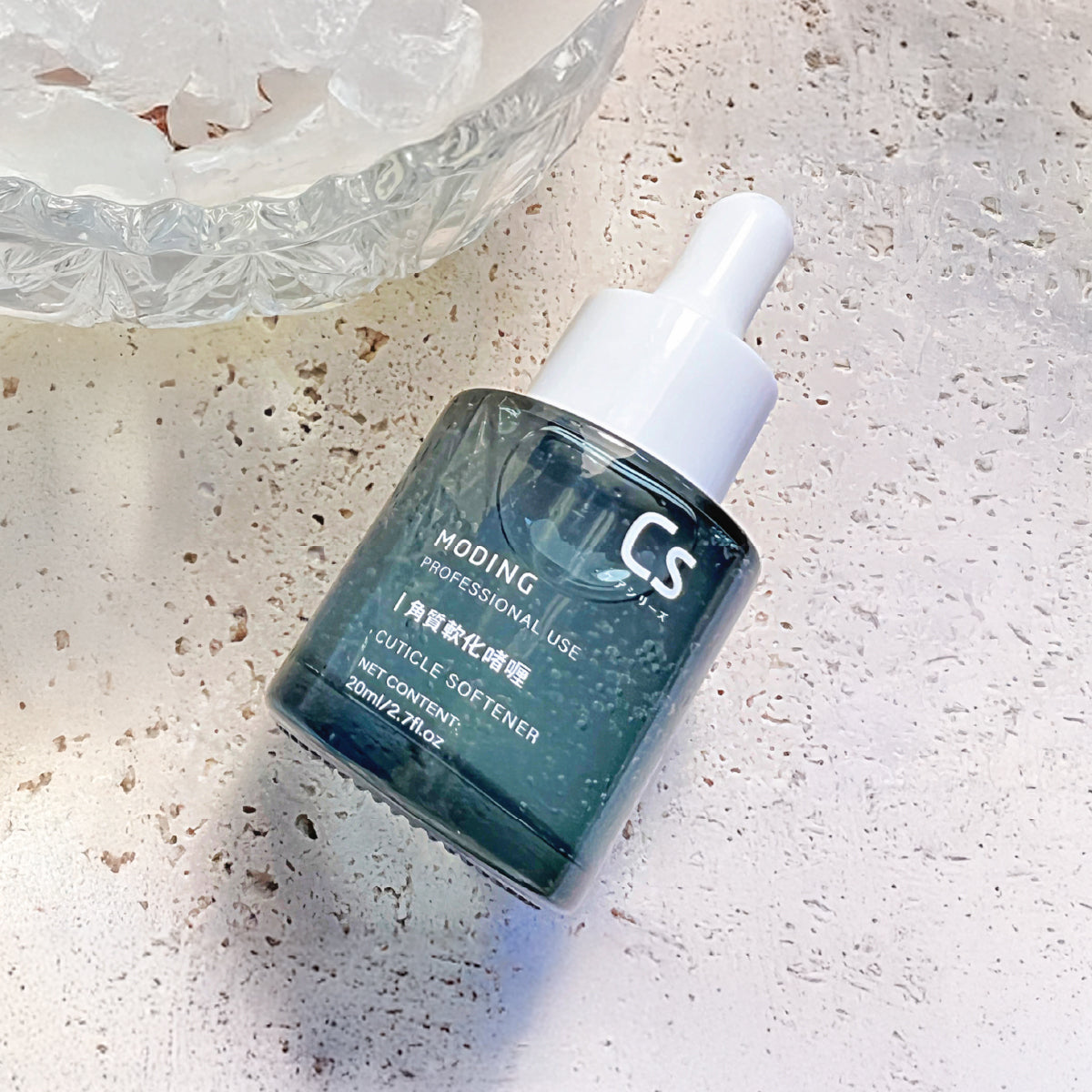 Moding Cuticle Softener