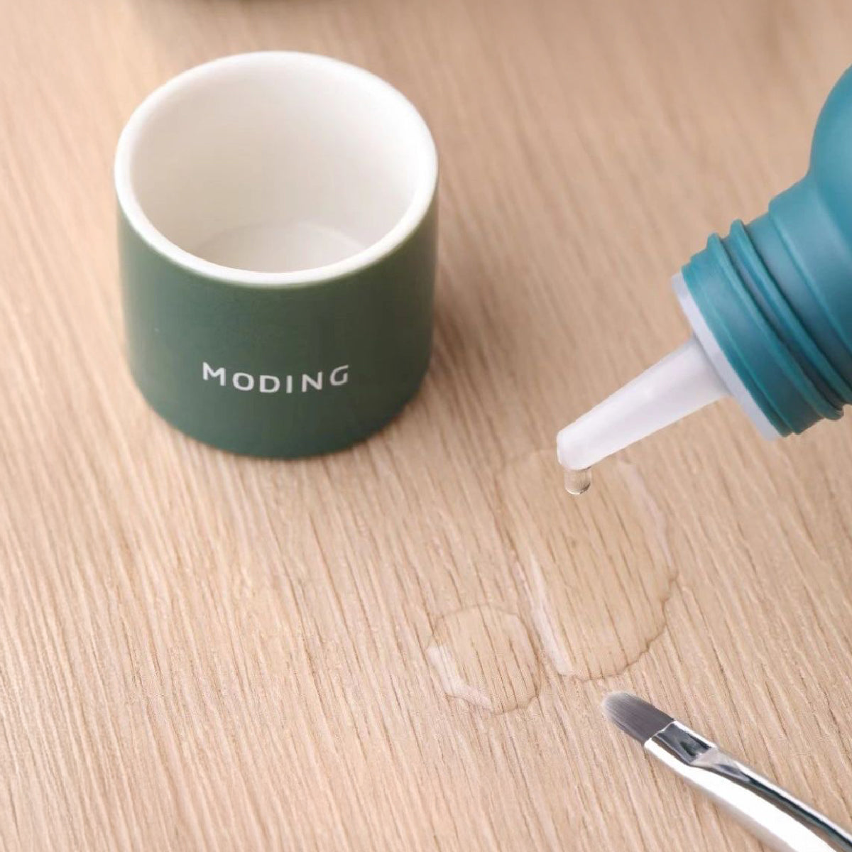 Moding Brush Cleanser & Conditioner