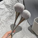 Silver Kabuki Nail Duster Brush