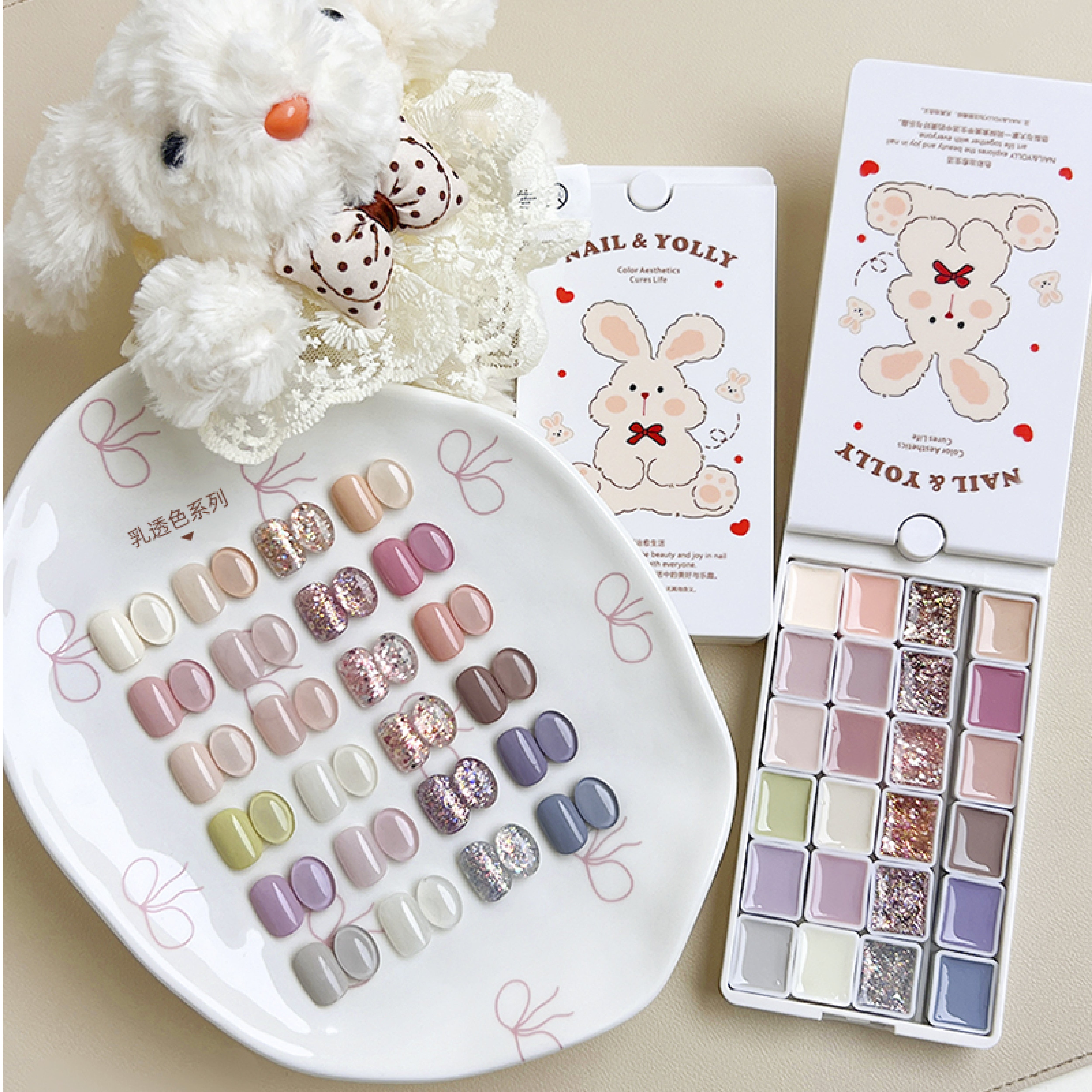 Nail & Yolly Cremé Gel Palette / 24 Colours