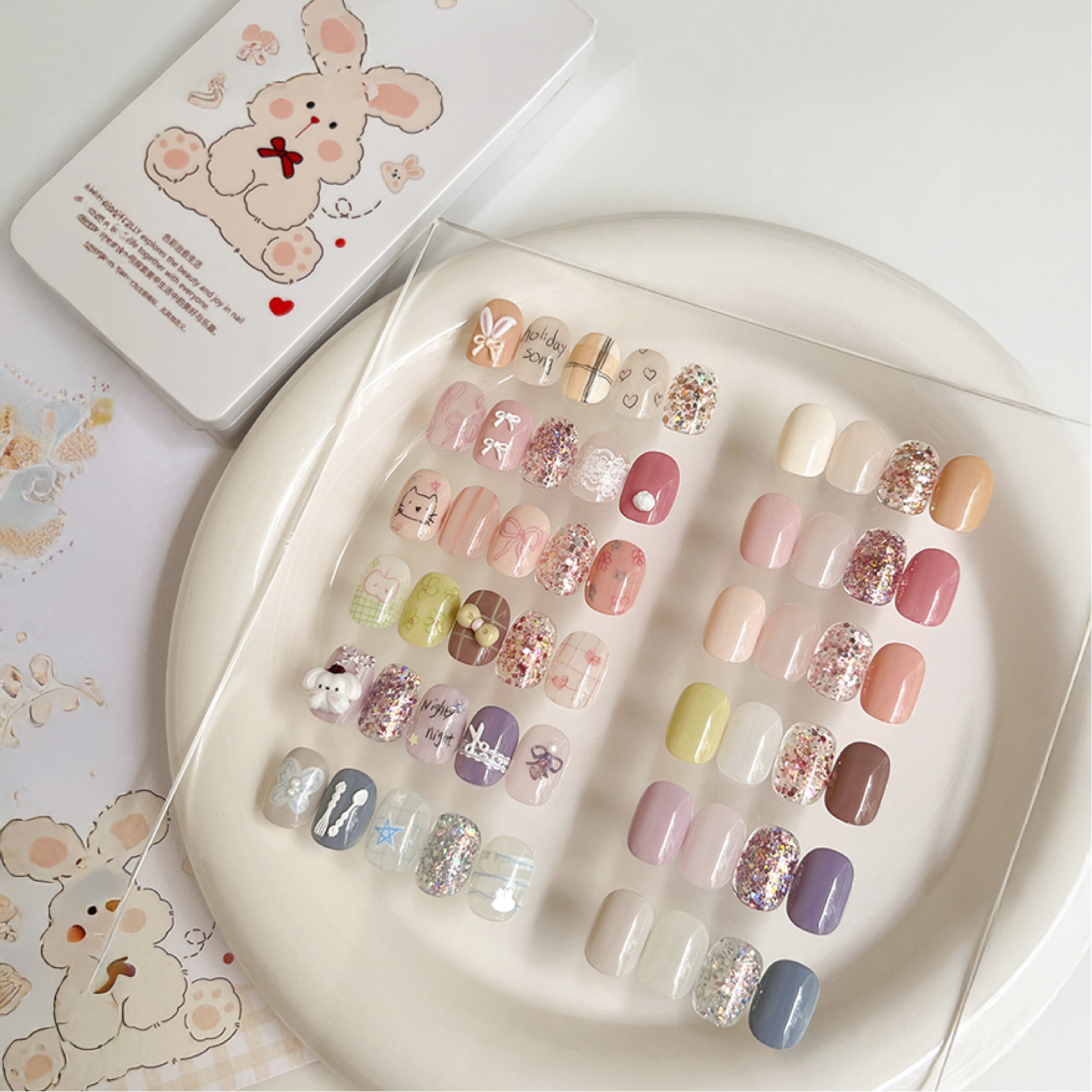 Nail & Yolly Cremé Gel Palette / 24 Colours